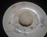 A picture of step 4 of Corn paneer suji kachori.