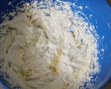 Foto langkah ke 1 dari resep Cinnamon Chocochips Cookies Renyah Recomended.