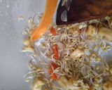 Foto langkah ke 4 dari resep Tumis Kecambah Tahu.