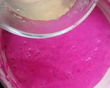 Foto del paso 4 de la receta: Panna cotta de pitaya con Coulis de frutos rojos