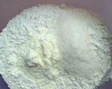 Foto langkah ke 1 dari resep Frozen dough Japanese Milk Bread dengan metode Autolysis.