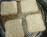 Foto del paso 1 de la receta: Mini pizzas de pan