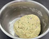 Foto langkah ke 2 dari resep Kue Bawang Gunting Tanpa Telur Tanpa Santan.