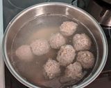 Foto langkah ke 4 dari resep Bakso Sapi Sederhana plus Kuah Gurih.