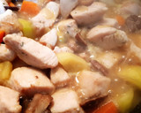 Foto del paso 6 de la receta: Salteado de pollo con verduras y setas