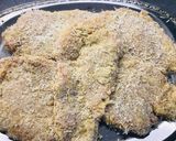 Parmezános csirkemell paradicsom szósszal, spagettivel recept fázis 2 fotója