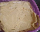 A picture of step 1 of Paneer masala puff in pan.