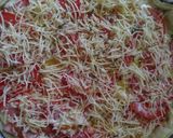 Une image de l'étape 5 de Tarte à la tomate au thon et à la moutarde.