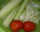 Hình bước làm 1 của món Canh Chua Tôm Bông So Đủa