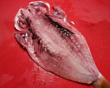 Foto del paso 2 de la receta: Salmonetes a los tres vuelcos