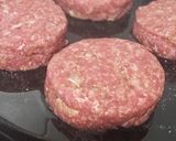 Foto del paso 3 de la receta: Hamburguesas rellenas súper fáciles!!