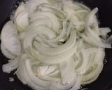 Foto del paso 2 de la receta: Tarta light de tallo y hojas de brócoli con queso y huevo