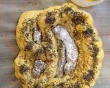 Hình bước làm 9 của món Neujahrsbretzel (German New Year's Pretzel)