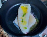 Foto del paso 11 de la receta: Calamar a la plancha al limón con ajos garrapiñados y perejil