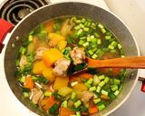 A picture of step 2 of Saigon People’s Soup.