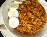 A picture of step 7 of Supreme sexy noodles😂😂.
