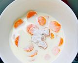 Hình bước làm 1 của món Bánh cam carrot lăn vụn dừa