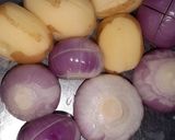 A picture of step 1 of Stuffed onion potato sabzi.