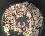 A picture of step 2 of Fish and potatoes stew/hotpot.