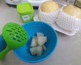 Foto langkah ke 1 dari resep MPASI 7 bulan, Puree buah pear dan yogurt.