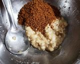 A picture of step 2 of Banana walnut oats cake.