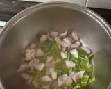 Foto del paso 2 de la receta: Consomé de verduras 🍆