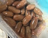 A picture of step 2 of Paw paw smoothie.