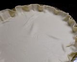 Foto del paso 1 de la receta: Tarta de duraznos (con masa de pascualina)