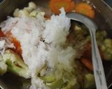 Foto langkah ke 2 dari resep Sop Sayur Jamur Salju.
