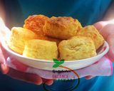 A picture of step 6 of Mini cheese biscuits with Greek Yogurt.