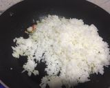 गार्लिक राइस(Garlic rice recipe in Hindi) रेसिपी चरण 2 फोटो