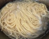 Foto langkah ke 1 dari resep Chicken Spaghetti Bolognese.