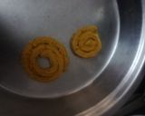 ઘઉં ના લોટ ની ચકરી (Wheat Flour Chakri Recipe In Gujarati) રેસીપી સ્ટેપ3ફોટો