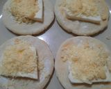 Foto del paso 3 de la receta: Mini Pan Pita con quesos