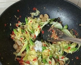 Foto langkah ke 3 dari resep Tumis Jamur Kembang Turi.