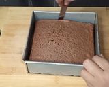 A picture of step 6 of New Year chocolate Cake 2023.
