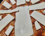 Foto del paso 2 de la receta: Pizza con tomate fresco (2 mitades)