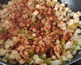 Foto del paso 3 de la receta: Orecchiette con salsa de tomate y verduras de temporada🍅