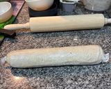Foto del paso 5 de la receta: Rollitos de Pan de Molde con Bacon y Dátiles