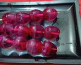 Foto langkah ke 4 dari resep Bola Jeli Buah Naga.