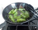 Foto del paso 8 de la receta: Rolling de espinacas con pimientos del padrón