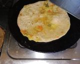 A picture of step 5 of Stuffed parantha.