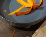 Une image de l'étape 1 de Tagliatelles de carottes à l'asiatique.