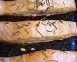 Foto del paso 7 de la receta: Salmón rosado con budín de verduras