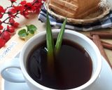 Foto langkah ke 3 dari resep Teh jahe pandan.