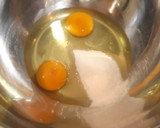 Foto del paso 2 de la receta: Mini bizcochos de nata