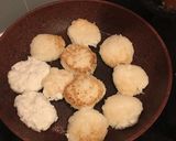 A picture of step 3 of Mochi - Moli (pre 5 min, cook 10min).