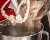 Foto del paso 3 de la receta: Rosas de galleta de chocolate