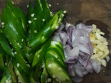 Tumis tongkol daun kemanggi