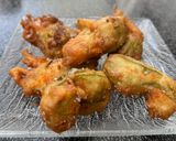 Une image de l'étape 6 de Beignets de fleurs de courgettes.